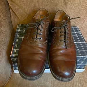 Johnston and Murphy brown leather saddle shoes